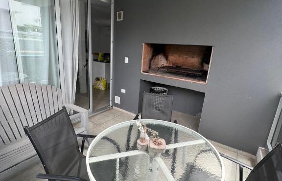 Departamento impecable ,complejo cerrado, asador y pileta in Villa Allende