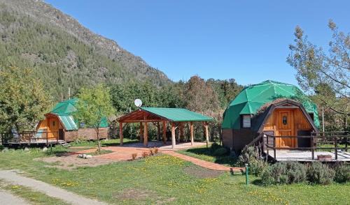 Domos Puelo in Lago Puelo