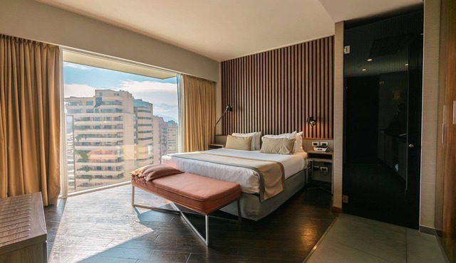 DoubleTree by Hilton Santiago Kennedy