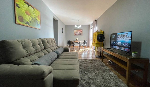 Downtown Maringa 3-Bedroom Apartment with AC - MC22 in Londrina