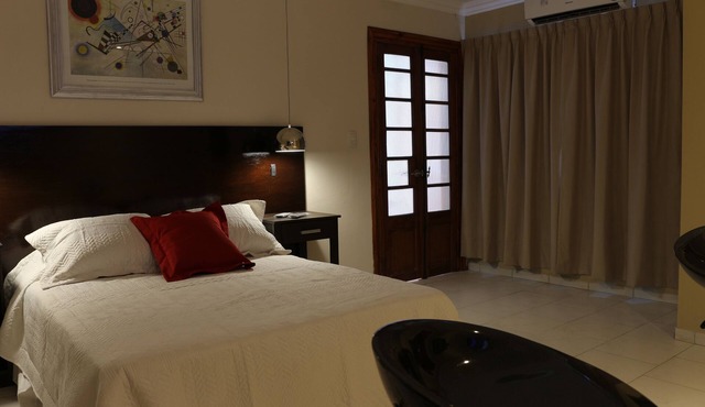 Eclat Suites in Villa Mercedes