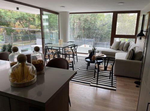 Edificio Home, Sector el Golf in Santiago