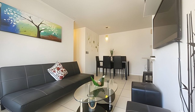 Excellent location, 3-bedroom, 2-bathroom apartment on the 9th floor