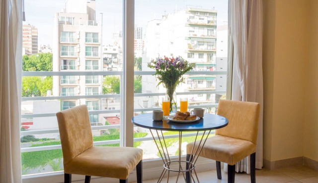 Excellent Palermo Hollywood Studio w/Amenities: Buenos Aires Best Neighborhood in Buenos Aires