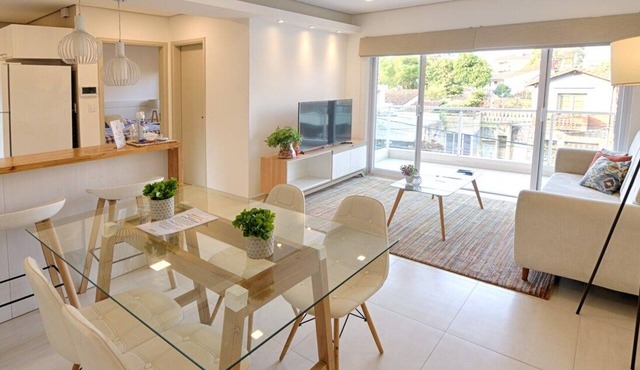 Executive One BR, Workspace, Pool, Malls Nearby in Asunción