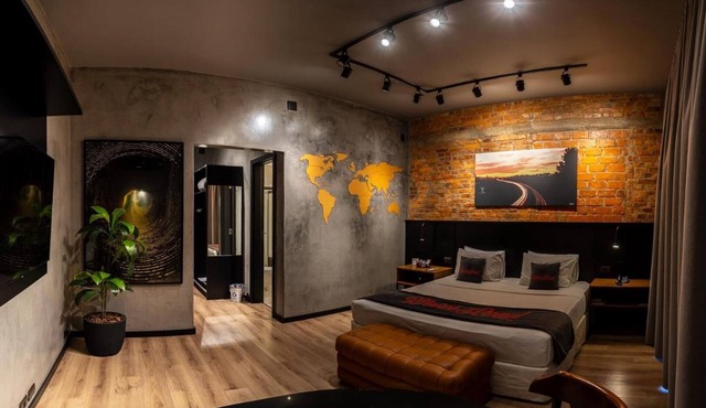 Experience Ponta Grossa’s Charm in a Well-Equipped, Delightfully Modern Room in Paraná