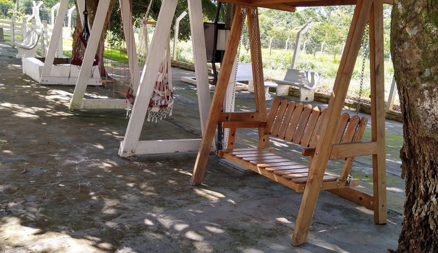 Farm/4rooms/barbecue/garage 4cars/trails/4Km city/near viewpoint in Chapada dos Guimarães