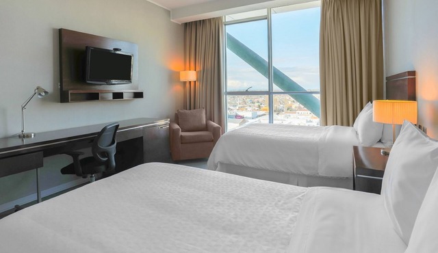 Four Points by Sheraton Los Angeles