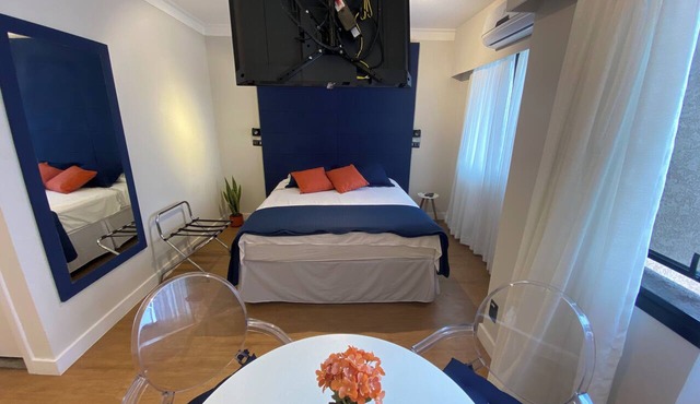 Functional apartment opposite Congonhas Airport. in São Paulo