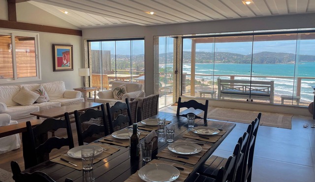 Gated community beach house in Buzios, with spectacular views of Geriba in Bosque-Armação dos Búzios