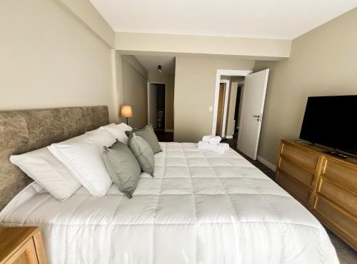 Guemes Apartments