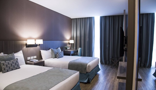 Hotel Land Plaza La Plata in La Plata