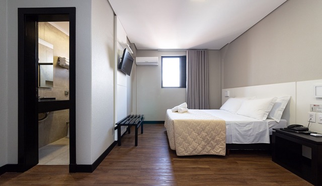 Hotel Lunes in Sao Jose