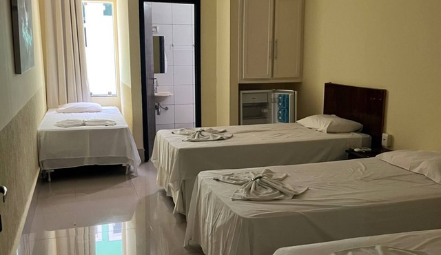 Hotel Pousada das Palmeiras in Colider