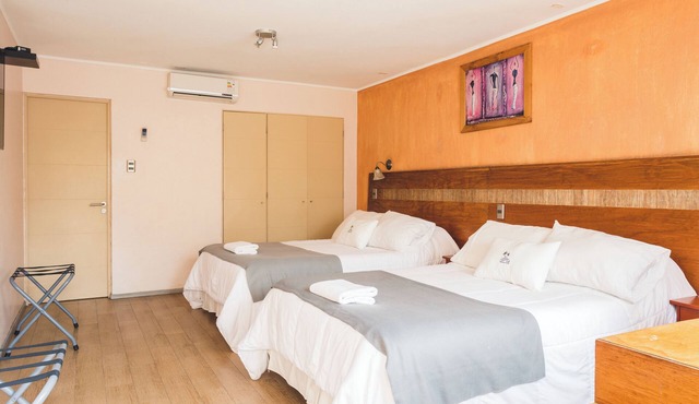 HOTEL SERENA SUITE