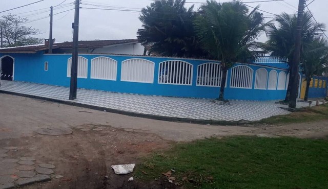 House with pool facing the sea in Itanhaém in Itanhaém