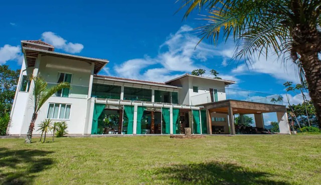 Immaculate Home! This is your best option in the mountains. in Petrópolis