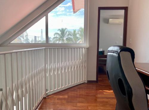 Linda Casa com Piscina in Marília