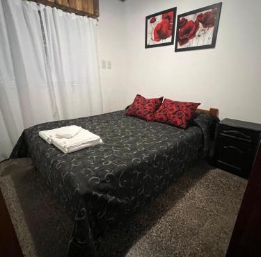 Los Abuelos Hotel & Alojamiento Propiedad con Pileta