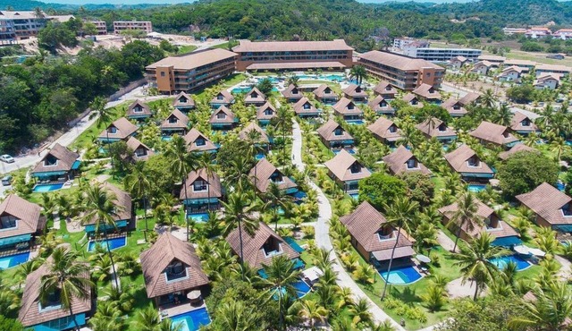 Luxurious Apartment Eco Resort - Beachfront Carneiros Beach in Tamandaré