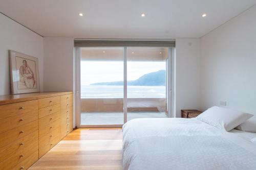 Luxury and tranquility facing the sea in Quintay