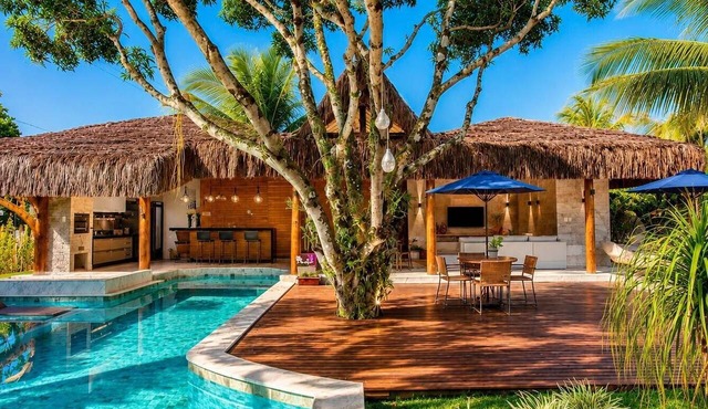 Luxury Villa on the Maraú Peninsula | 4 Suites Heated Pool Boat & More in Maraú