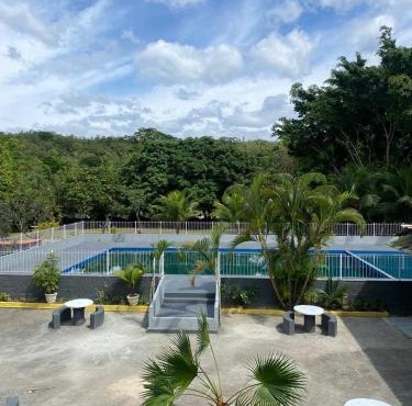 Malibu Pool in Nova Iguaçu