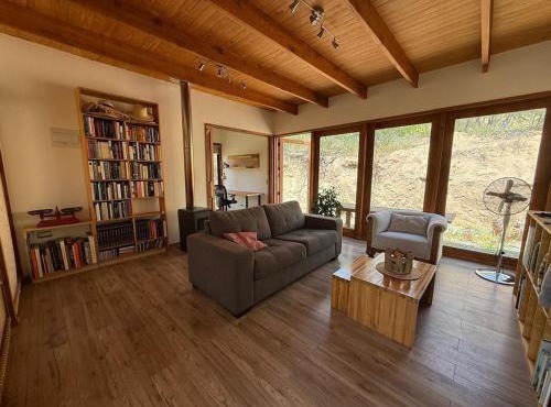 Maravillosa casa a los pies del Cerro la Campana