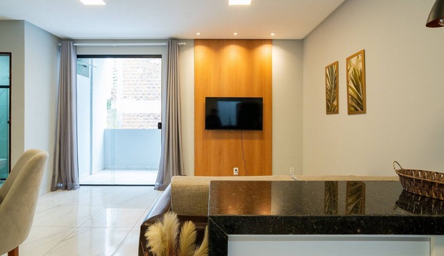 Modern & Comfortable 2-Bedroom Apartment with Suite, AC, and BBQ - Near Caruaru Shopping in Caruaru