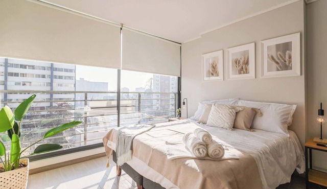 Modern Studio in the Heart of Nunoa Perfect for 2