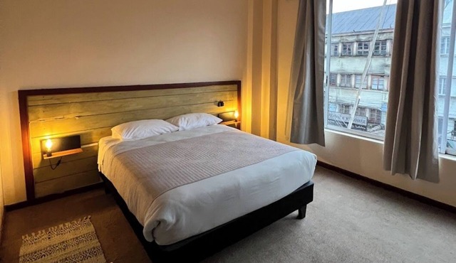Not Hotel