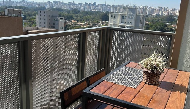 Novíssimo Studio Duplex no Ibirapuera. Predio com piscina, academia e sauna in São Paulo