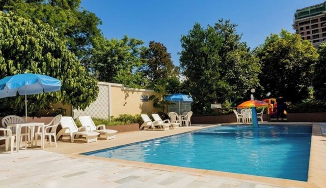 One Unit | Free Breakfast | Gym Access | Near Park in Parana