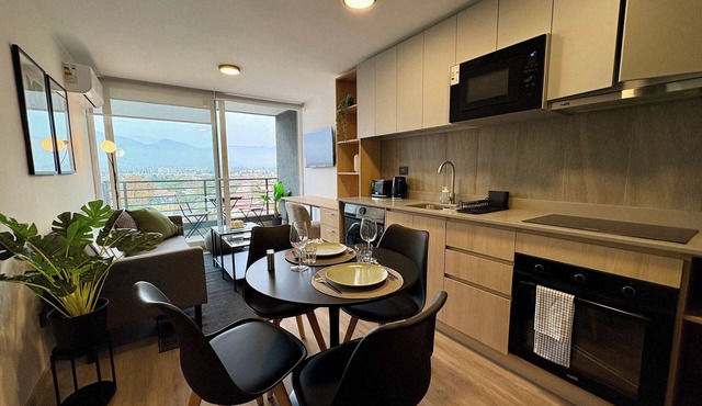 Panoramic Andes View Apt, Pool & Free Parking