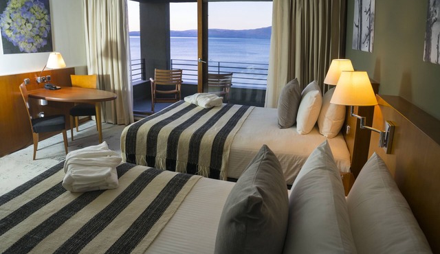 Park Lake Luxury Hotel