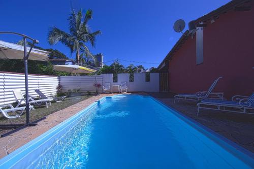 Piscina e 3 dorm a 150 m de Camburizinho in Camburi