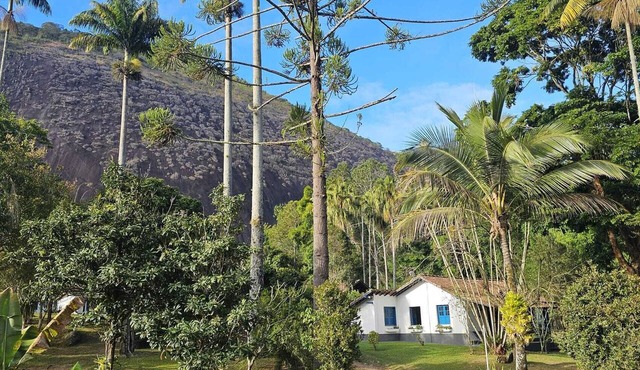 Private Farm in the Mountains with Pool, Horses, Trails and Lake | Up to 10 in Duas Barras