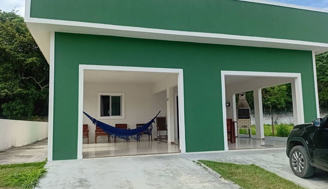 Spacious house with barbecue, 2km from the center. in Bananeiras