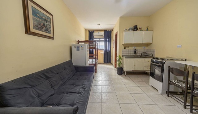 Studio c Ar Condicionado perto da Praia da Aviação in Praia Grande