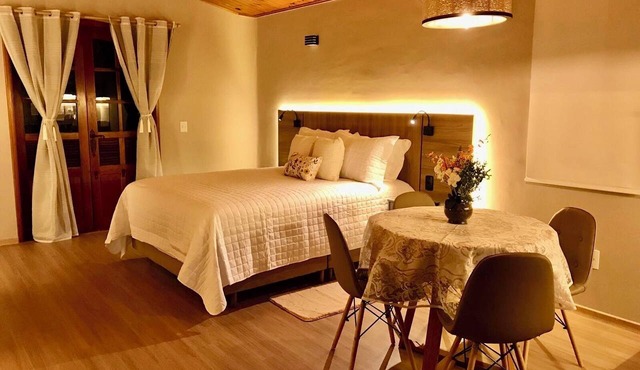 Studio Chalet - European Charm & Sophistication in Campos do Jordão