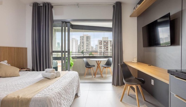 Studio moderno c/varanda | 300m metrô + rooftop in São Paulo
