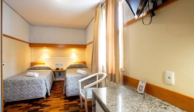 Stylish Stay | Free Breakfast | 3.1 mi to Beira-Mar Norte Promenade in Florianópolis