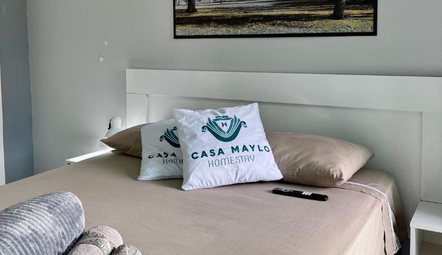 Suíte Conforto com AR, TV e sacada em Florianópolis in Florianópolis
