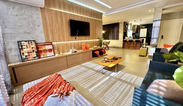 Três Quartos, Luxo e confortável Prox Hard Rock in Curitiba