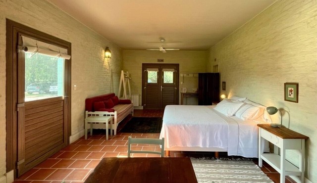 Train car with a rear balcony · The only one in Areco