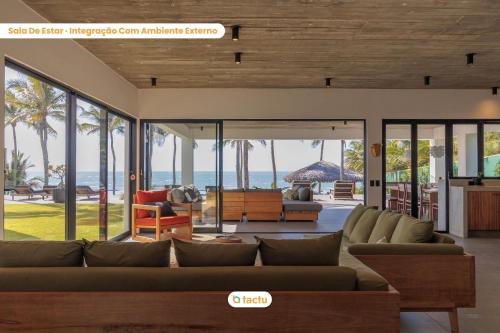 Vila Juriti: Beachfront with pool in Fortim in Fortim