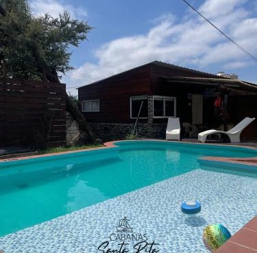 Vivisierrras, Villa Carlos Paz, Cabaña con pileta privada, dos cuadras costanera in La Cuesta