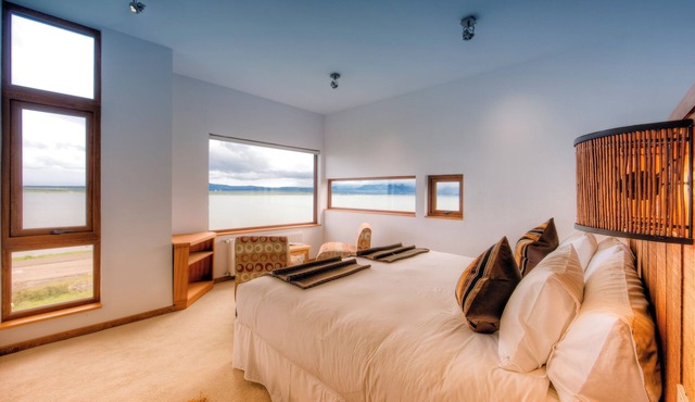 Weskar Patagonian Lodge