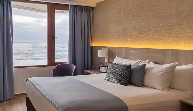 Yachting Hotel Quintero in Quintero