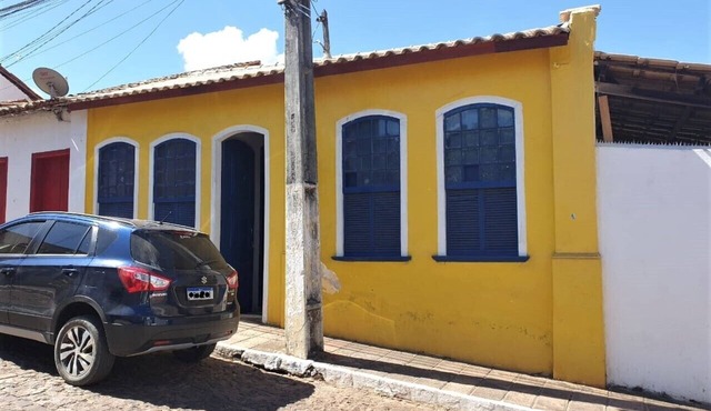 Yellow House: spacious, colonial style in Lençóis, Bahia in BA